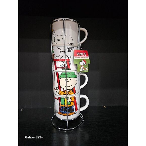 PEANUTS Snoopy Charlie Brown Stackable Mug 4 Pack Christmas Tree Trimming NWT - Picture 2 of 4